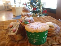サンタが町田製パンにやってきた。